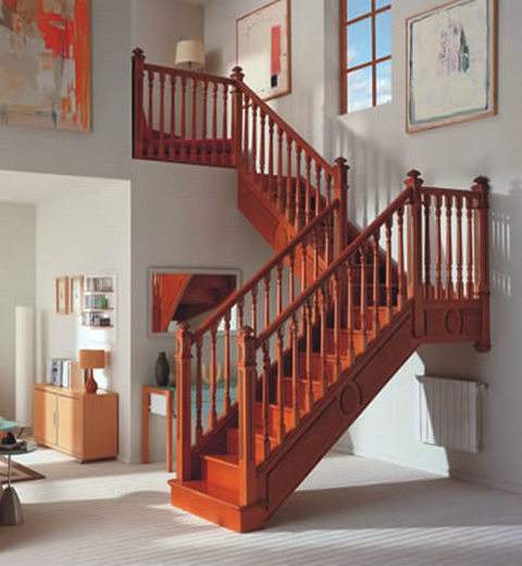 家庭装修中的楼梯有哪些风格和材质？